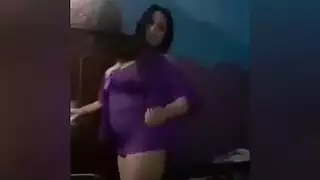تحليل عاهرات عربيات: حركات الرقص البطني المؤدية للجنس