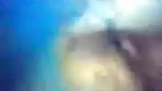 إباحية أجنبية عنيفة: مشهد جماعي قاسٍ