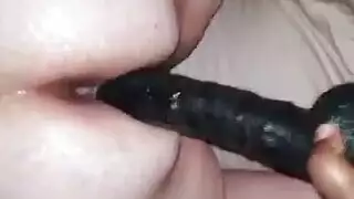 مؤخرة كبيرة لامرأة ممتلئة تتعرض للجنس الشرجي الخشن وعملية الصفع