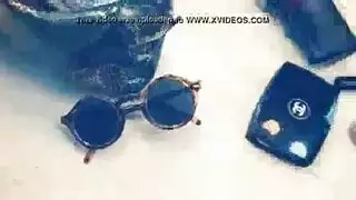 أشرطة جنس صريحة لعاهرة صغيرة مشاغبة