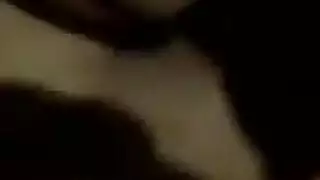 علاقة عربية محرمة: جلسة نيك جامحة مع أخو الزوج