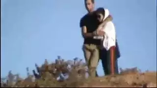 سكس مصري ساخن: شرج ووضعية كلابي تحت السماء المفتوحة